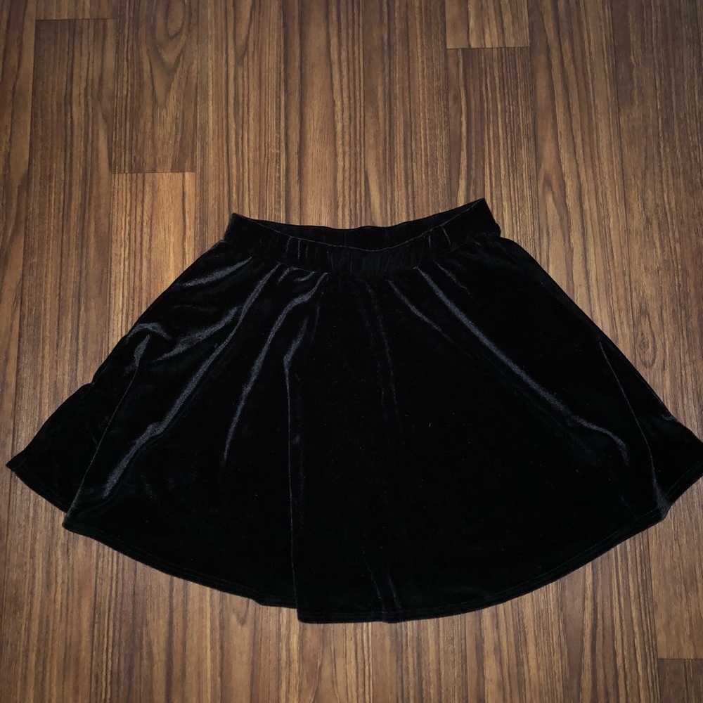 LA HEARTS velvet skirt